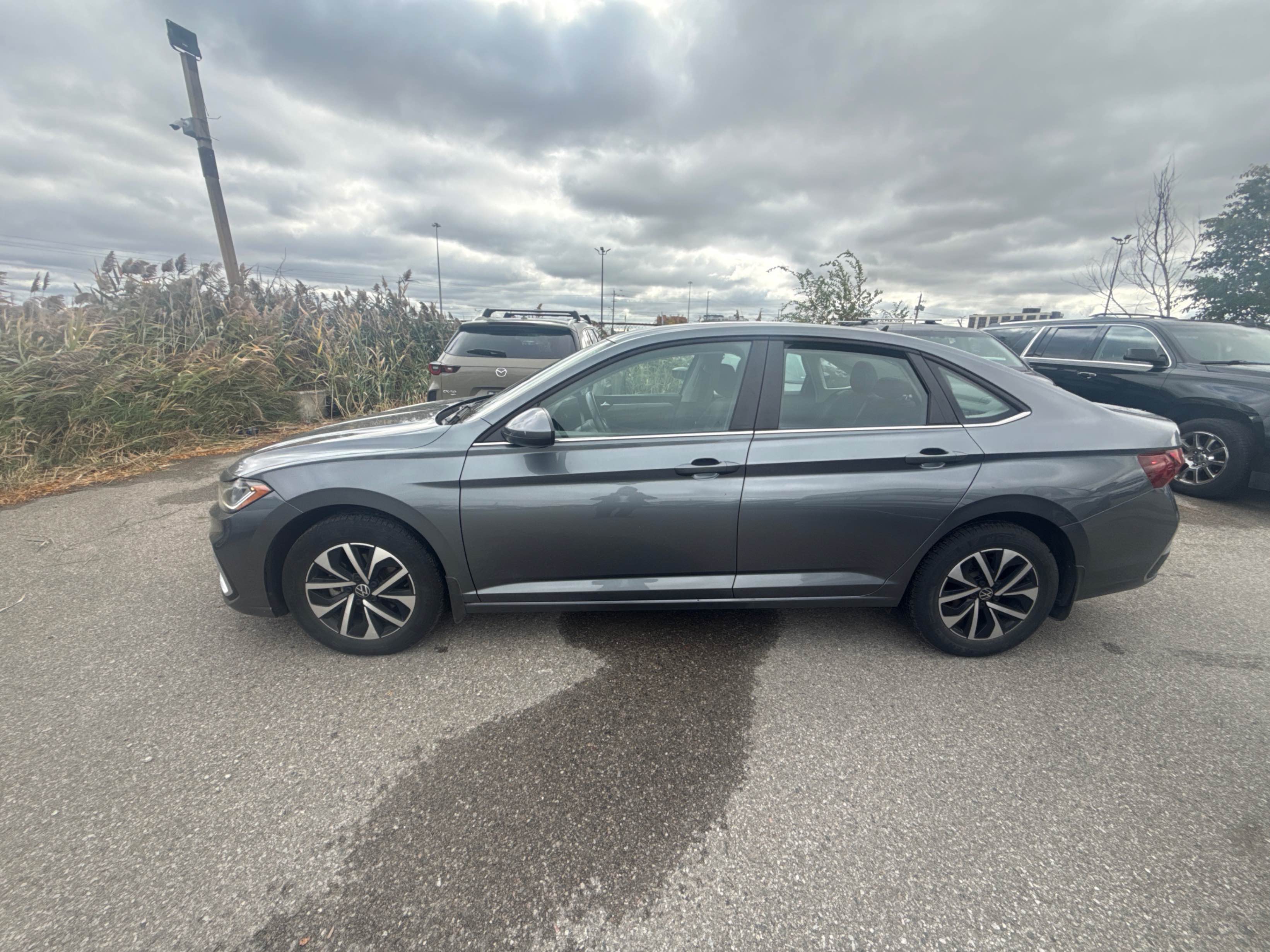 Снимка 2 от търг – 2025 VOLKSWAGEN JETTA TRENDLINE с VIN 3VWCX7BU3SM013324