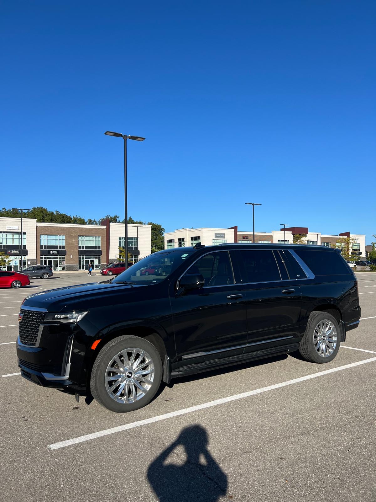 Снимка 2 от търг – 2024 CADILLAC ESCALADE ESV 4WD PREMIUM LUXURY с VIN 1GYS4KKL0RR402328