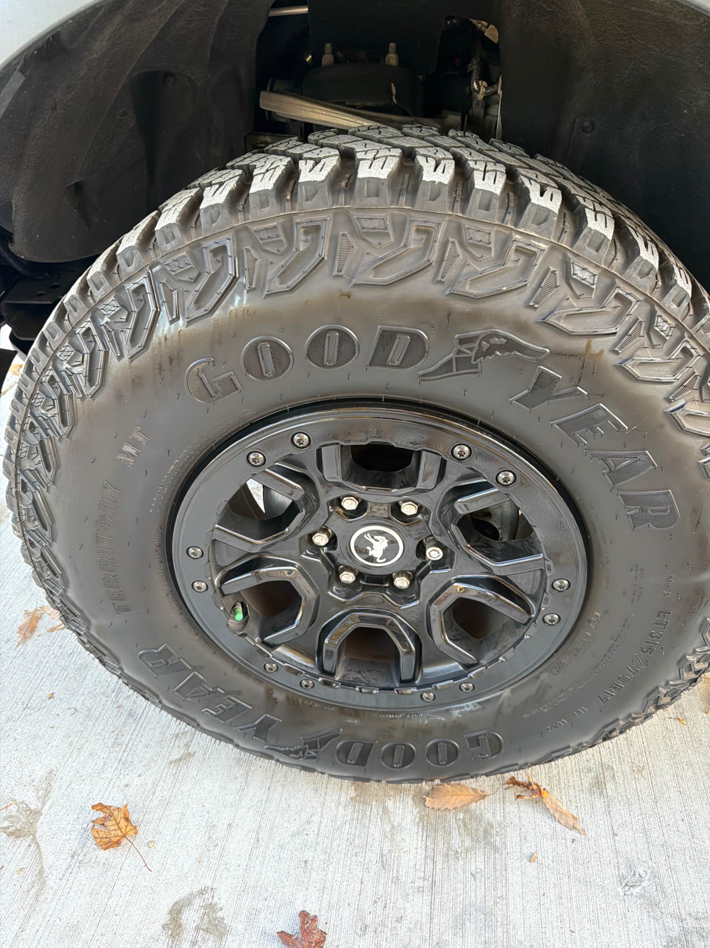 Снимка 7 от търг – 2023 FORD BRONCO 4 DOOR ADVANCED 4X4 с VIN 1FMEE5DP1PLB64194